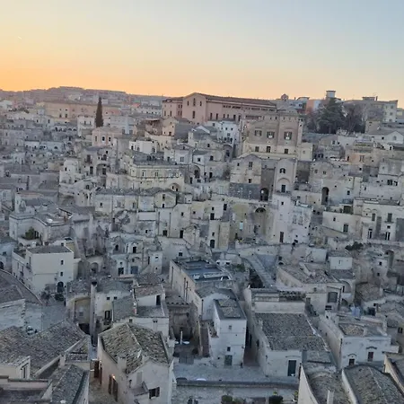 Alojamento de Acomodação e Pequeno-almoço Arche' Matera